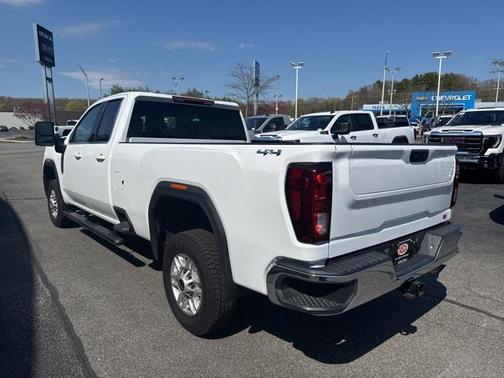 2024 GMC Sierra 2500 SLE