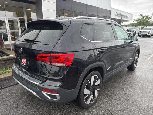 2024 Volkswagen Taos 1.5T SEL