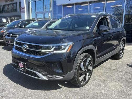 2024 Volkswagen Taos 1.5T SEL