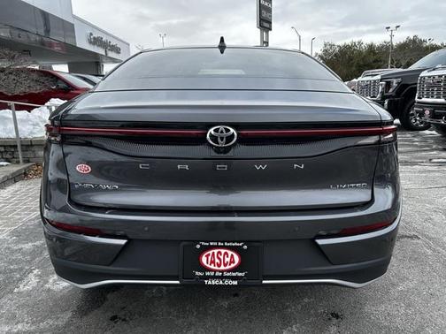 2024 Toyota Crown Limited