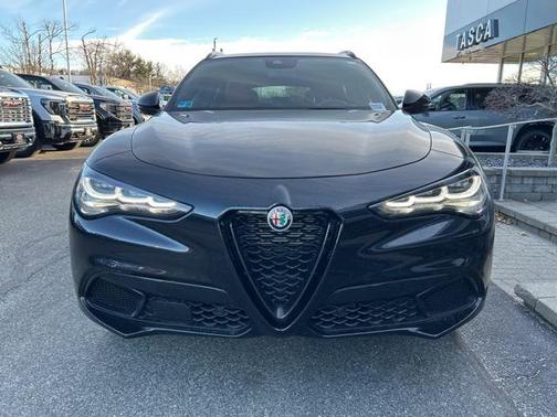 2024 Alfa Romeo Stelvio Veloce AWD