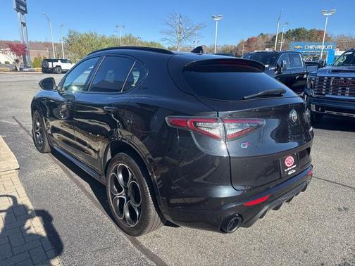 2024 Alfa Romeo Stelvio Veloce AWD