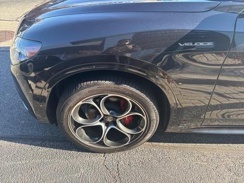 2024 Alfa Romeo Stelvio Veloce AWD