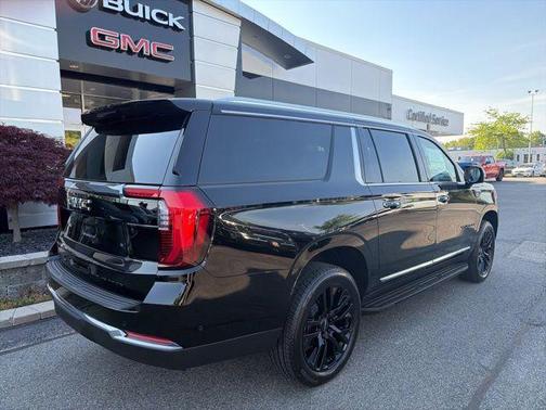 Onyx Black 2026 GMC Yukon XL 4WD Elevation