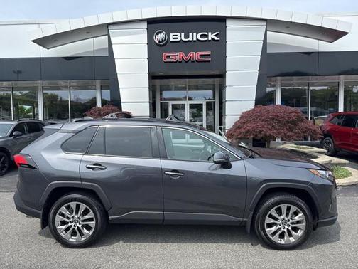2024 Toyota RAV4 XLE Premium