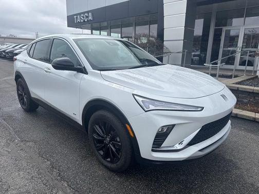 Summit White 2026 Buick Envista Sport Touring FWD