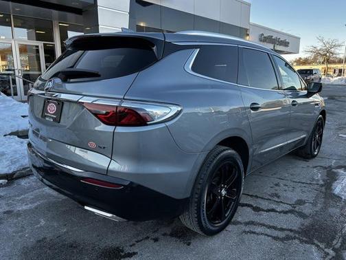 2023 Buick Enclave Essence AWD