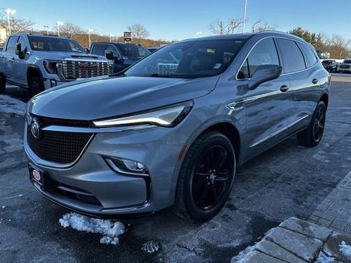 2023 Buick Enclave Essence AWD