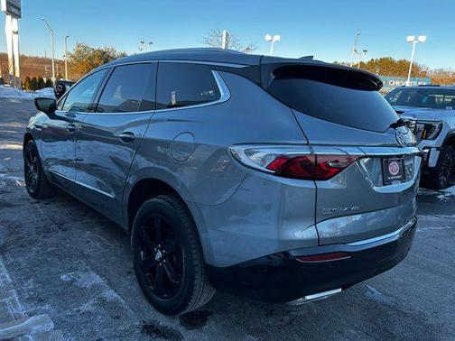 2023 Buick Enclave Essence AWD