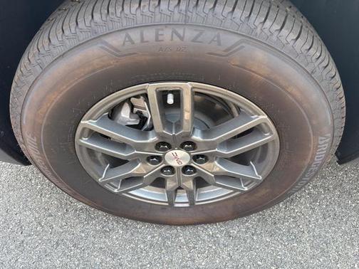 2025 GMC Acadia AWD Elevation