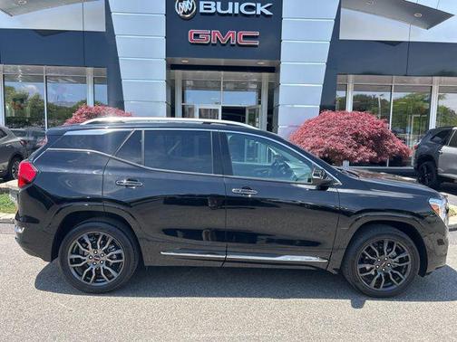 Ebony Twilight Metallic 2023 GMC Terrain Denali