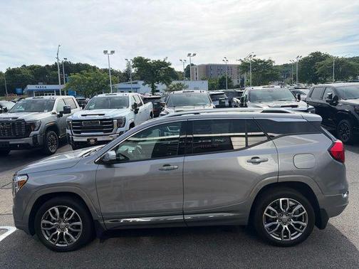 Sterling Metallic 2024 GMC Terrain Denali