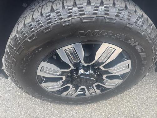 2025 GMC Sierra 2500 Denali