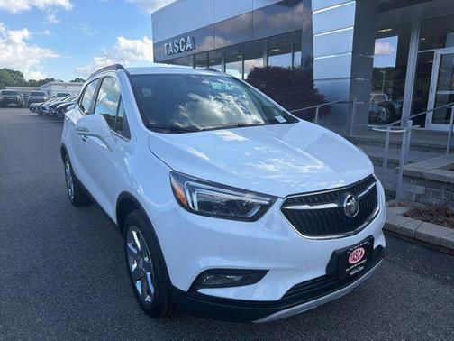 Summit White 2020 Buick Encore Essence