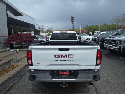 Summit White 2022 GMC Sierra 3500 Base