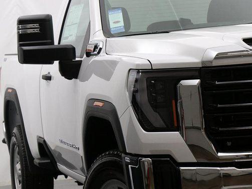 Summit White 2025 GMC Sierra 2500 Pro