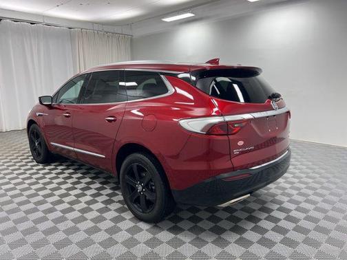 2023 Buick Enclave Essence AWD