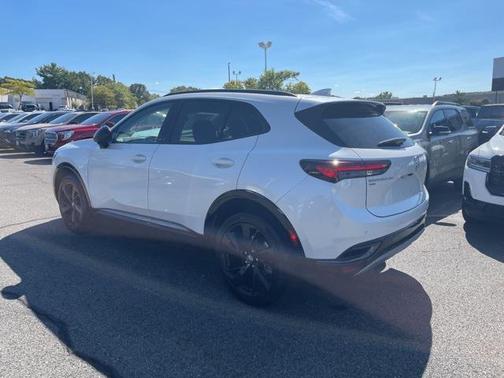 2023 Buick Envision Essence AWD