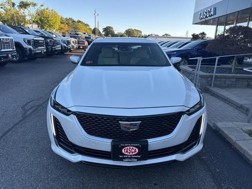 2022 Cadillac CT5 Premium Luxury