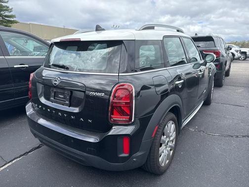 2021 MINI Countryman Oxford Edition