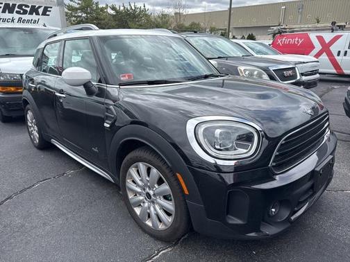 2021 MINI Countryman Oxford Edition