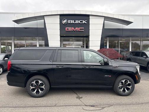 Onyx Black 2025 GMC Yukon XL 4WD AT4