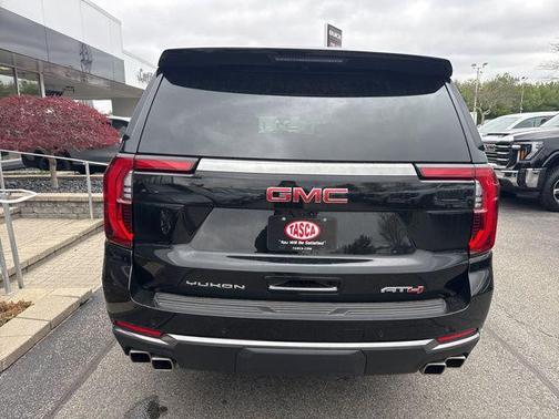 Onyx Black 2025 GMC Yukon XL 4WD AT4