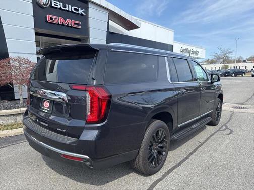 2024 GMC Yukon XL SLT