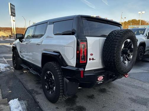 2024 GMC HUMMER EV SUV 2X