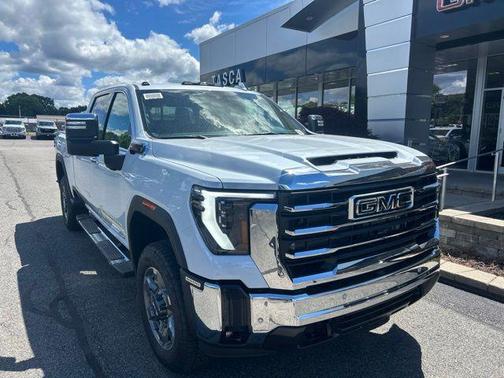 Glacier White Tricoat 2026 GMC Sierra 2500 SLT