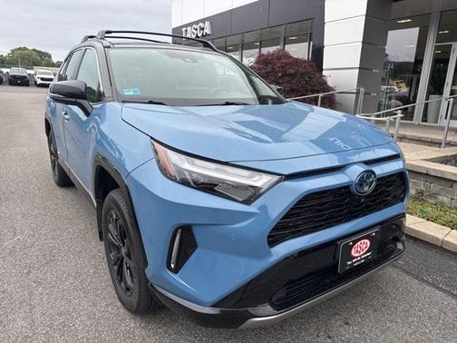 2023 Toyota RAV4 Hybrid SE