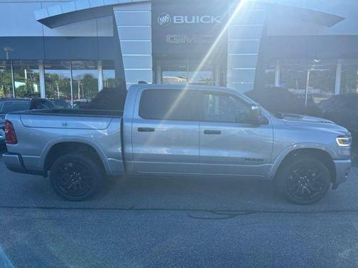 Billet Silver Metallic Clearcoat 2025 RAM 1500 Limited
