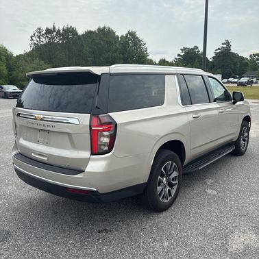 Beige Metallic 2023 Chevrolet Suburban LT