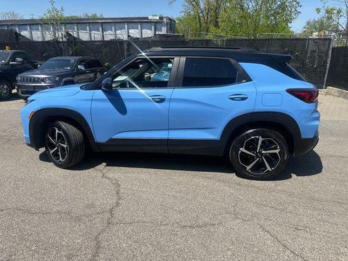 Fountain Blue 2023 Chevrolet Trailblazer RS
