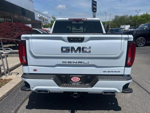 Glacier White Tricoat 2026 GMC Sierra 1500 Denali Ultimate