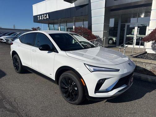 Summit White 2026 Buick Envista Sport Touring FWD