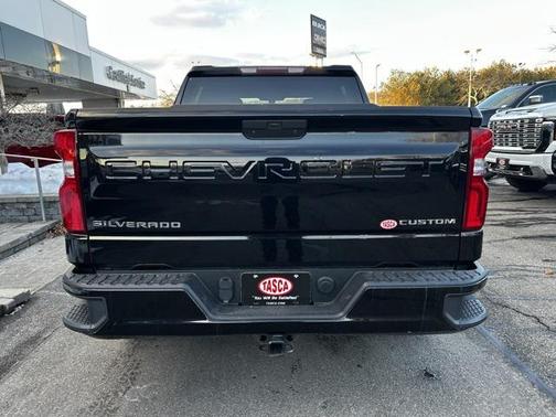 2020 Chevrolet Silverado 1500 Custom
