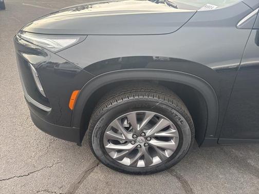 2025 Buick Enclave Preferred FWD