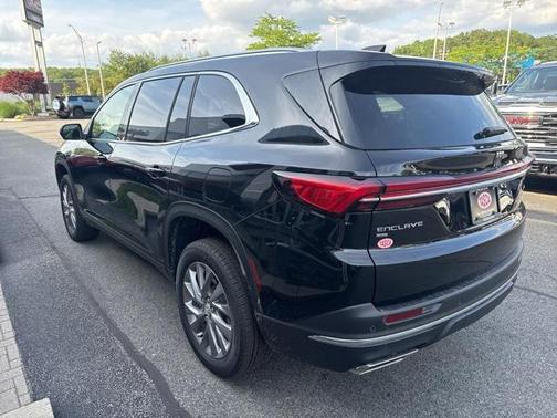 2025 Buick Enclave Preferred FWD