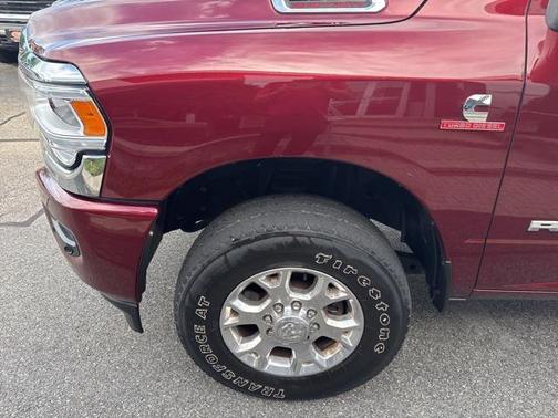 2023 RAM 2500 Laramie Crew Cab 4x4 6'4' Box