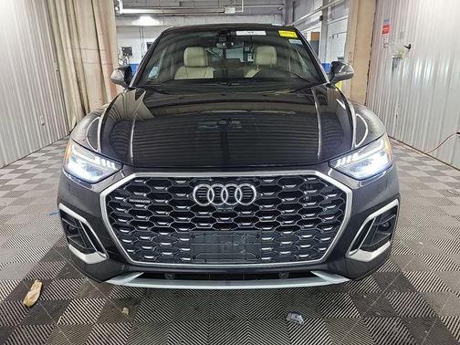 Black 2023 Audi Q5 45 S line Prestige