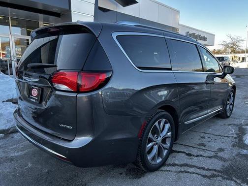 2020 Chrysler Pacifica Limited