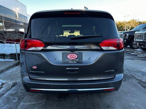 2020 Chrysler Pacifica Limited