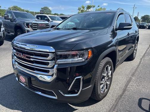 2022 GMC Acadia AWD SLT