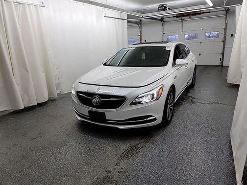 2018 Buick LaCrosse Essence