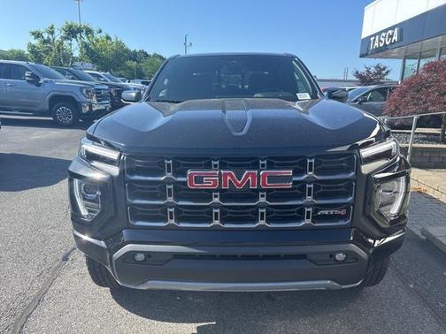 2025 GMC Canyon Base