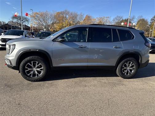 2024 GMC Acadia AWD AT4