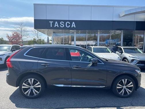 2022 Volvo XC60 B5 Inscription