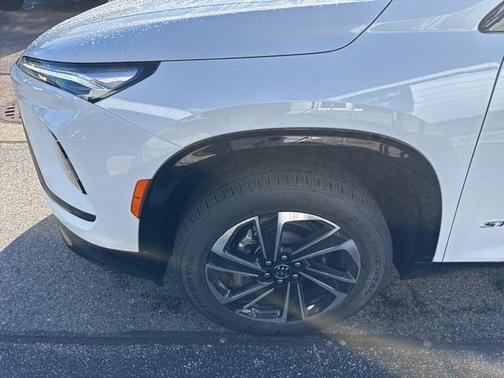 iridescent white tricoat 2026 Buick Enclave Sport Touring