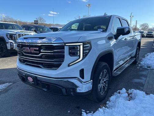 2022 GMC Sierra 1500 SLT